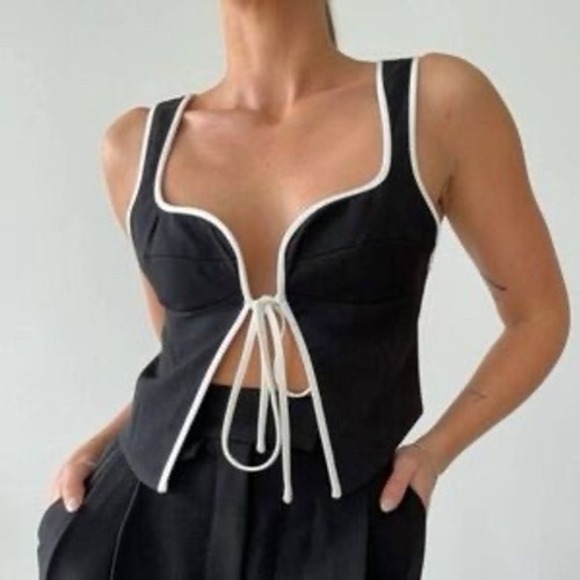 Rumored Tops - Rumored Black White Contrast Binding Tie Front Corset Top Small NWT